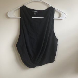 black crop tank